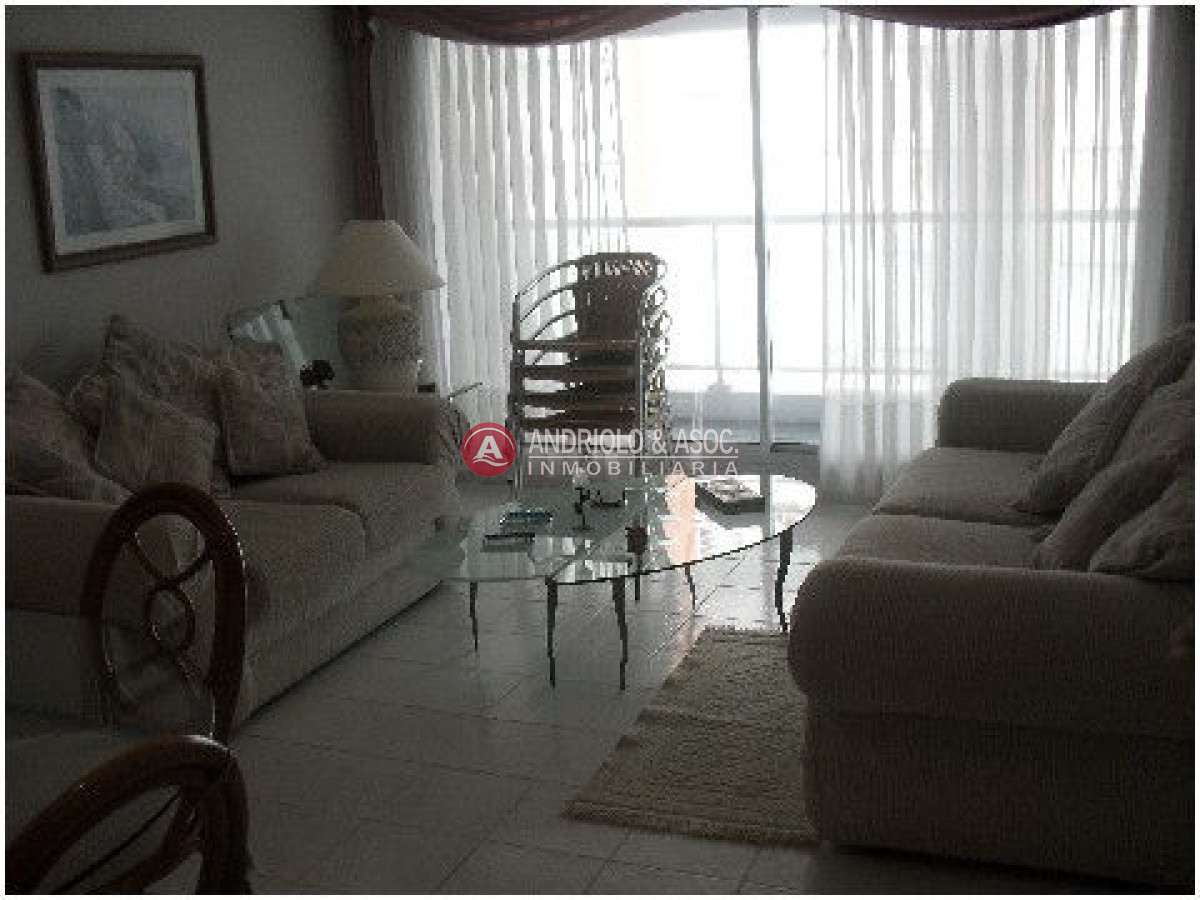 Apartamento ID.819 - Apartamento en Punta del Este, Mansa