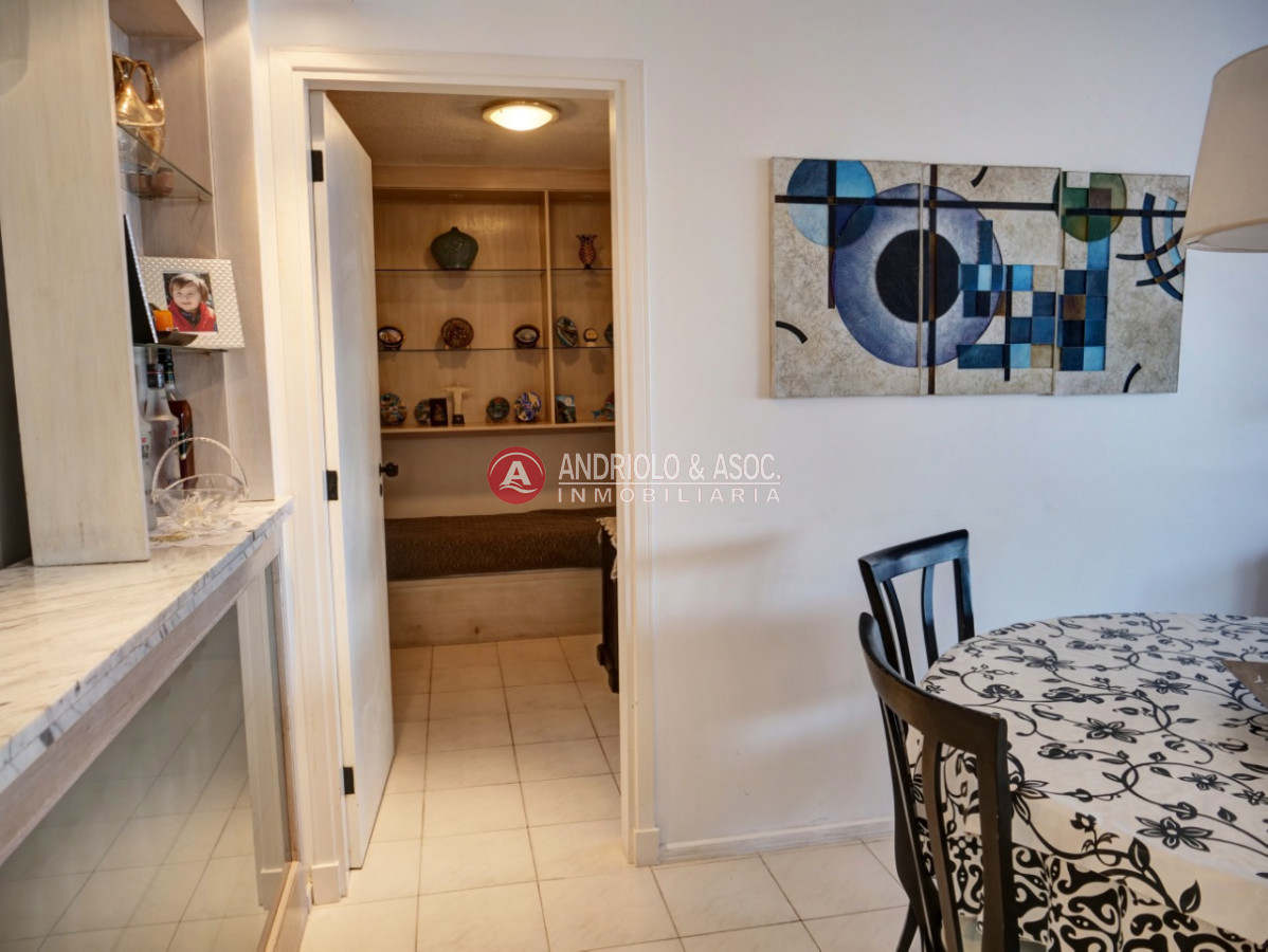 Apartamento ID.6257 - oportunidad sobre Avenida Chiverta Torre con todos los servicios excelente vista!!!!