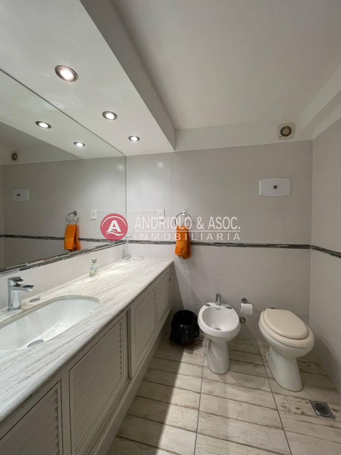 Apartamento ID.8409 - Amplio apartamento con hermosa vista al océano y península 