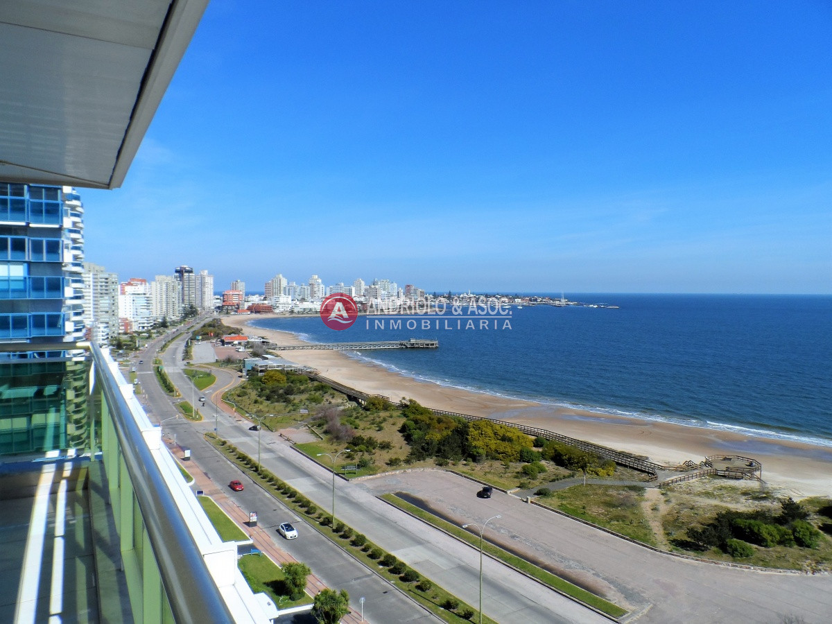 Apartamento ID.254 - primera linea de playa mansa 