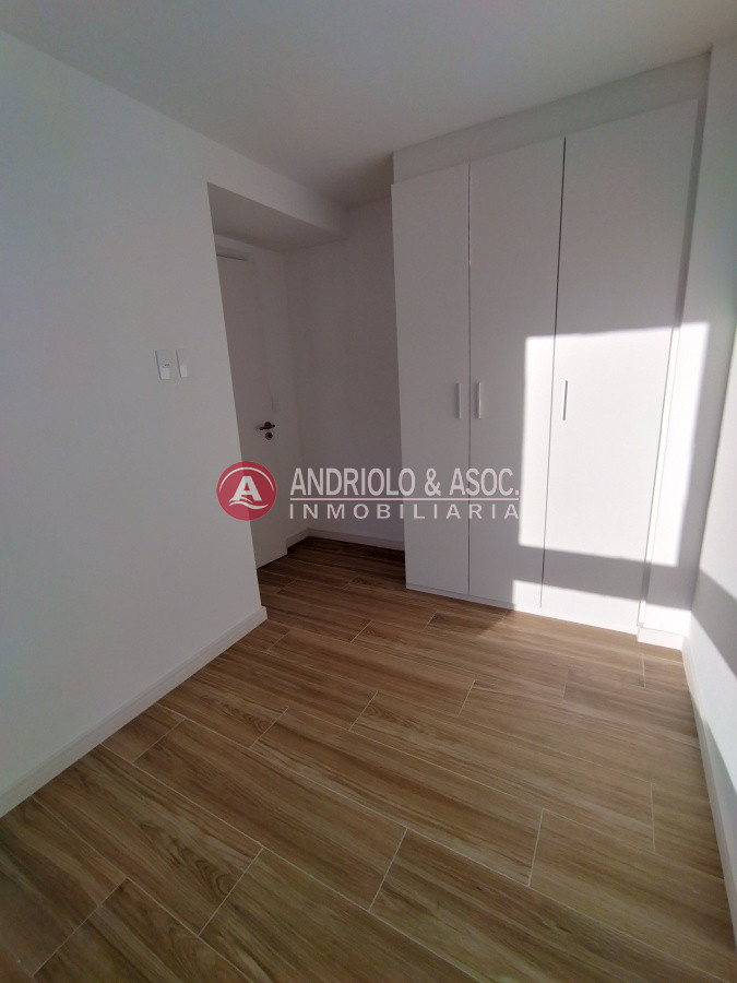 Apartamento ID.8110 - VENTA DE APARTAMENTO 2 DORMITORIOS A METROS DE PLAYA BRAVA