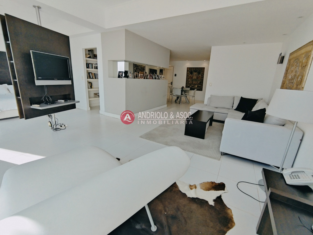 Apartamento ID.309 - ALQUILER HERMOSO DUPLEX EN PRIMERA LINEA BRAVA