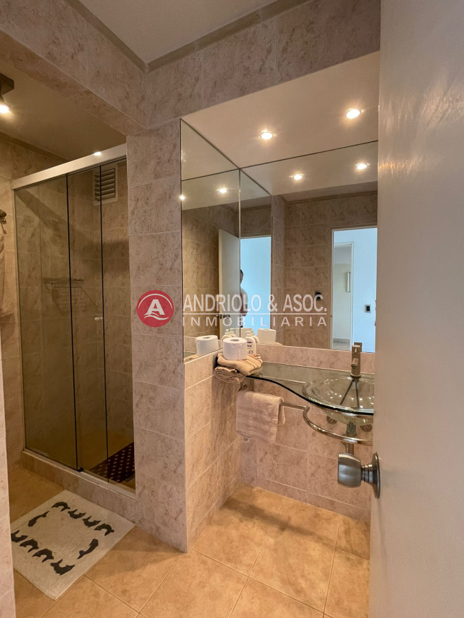 Apartamento ID.8589 - Gran apartamento en Punta del este 