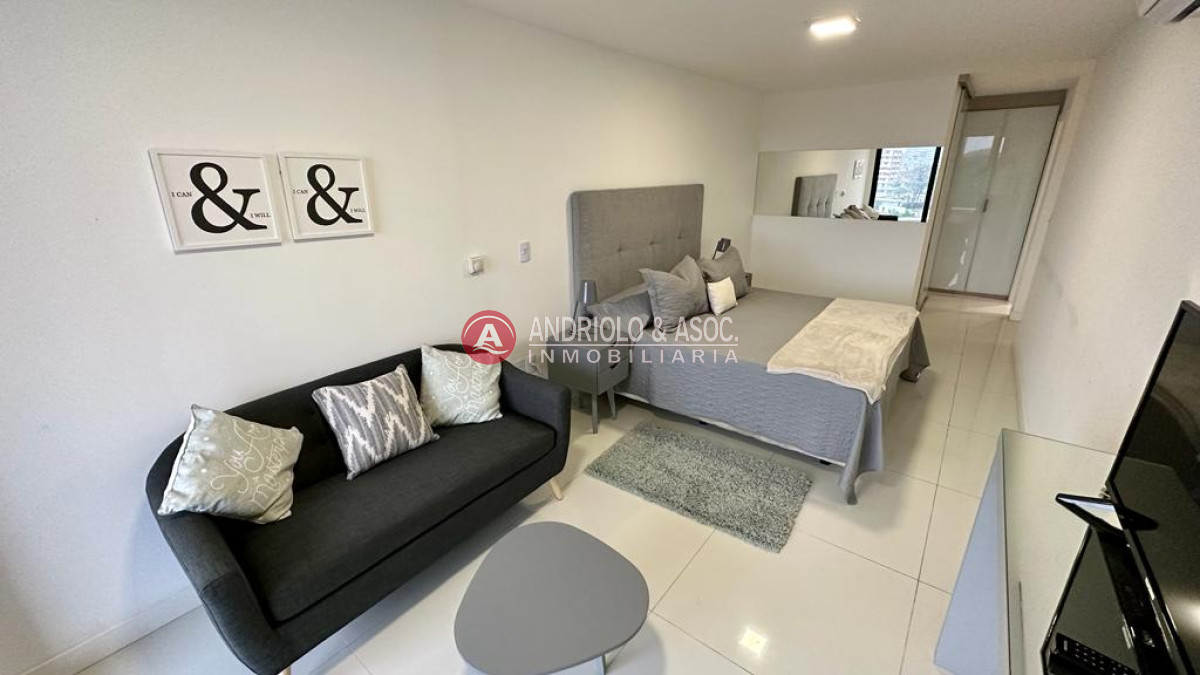 Apartamento ID.8871 - Apartamento en torre de categoría 