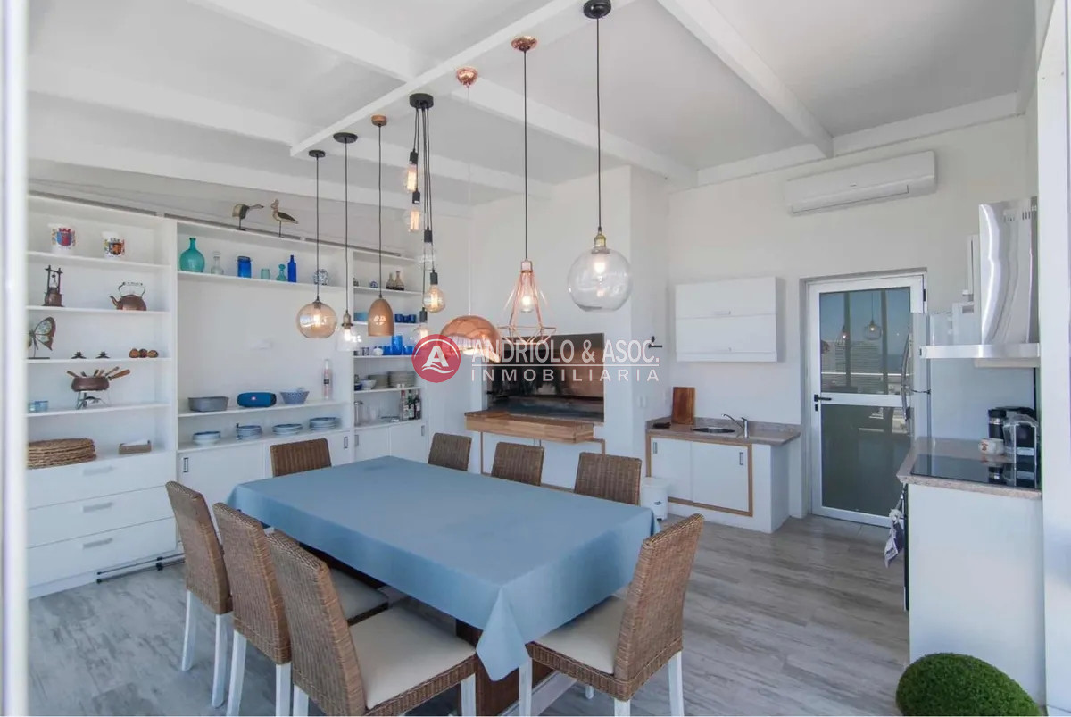 Apartamento ID.6750 - pent house en torre con todos los servicios