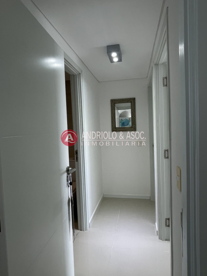 Apartamento ID.8467 - Apartamento en la mejor zona de Punta del este 