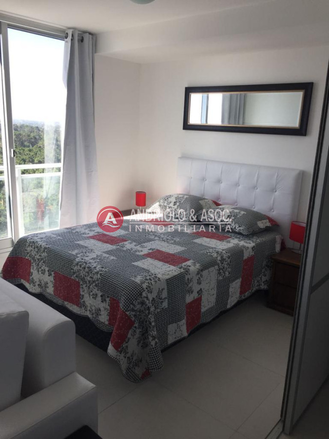 Apartamento ID.9127 - Monoambiente en Punta del Este