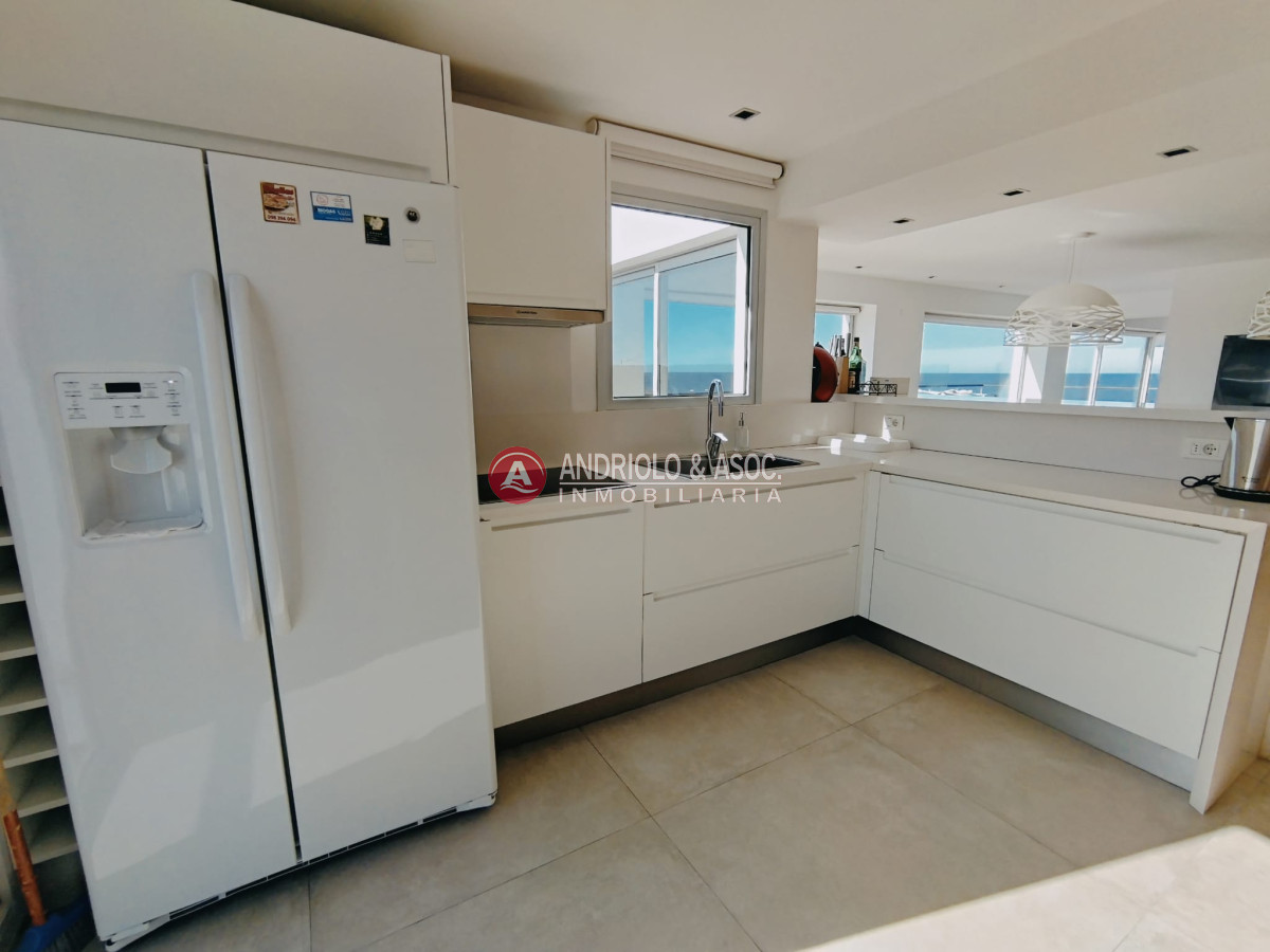 Apartamento ID.285 - ALQUILER POR TEMPORADA HERMOSO APARTAMENTO DUPLEX PRIMERA LINEA BRAVA