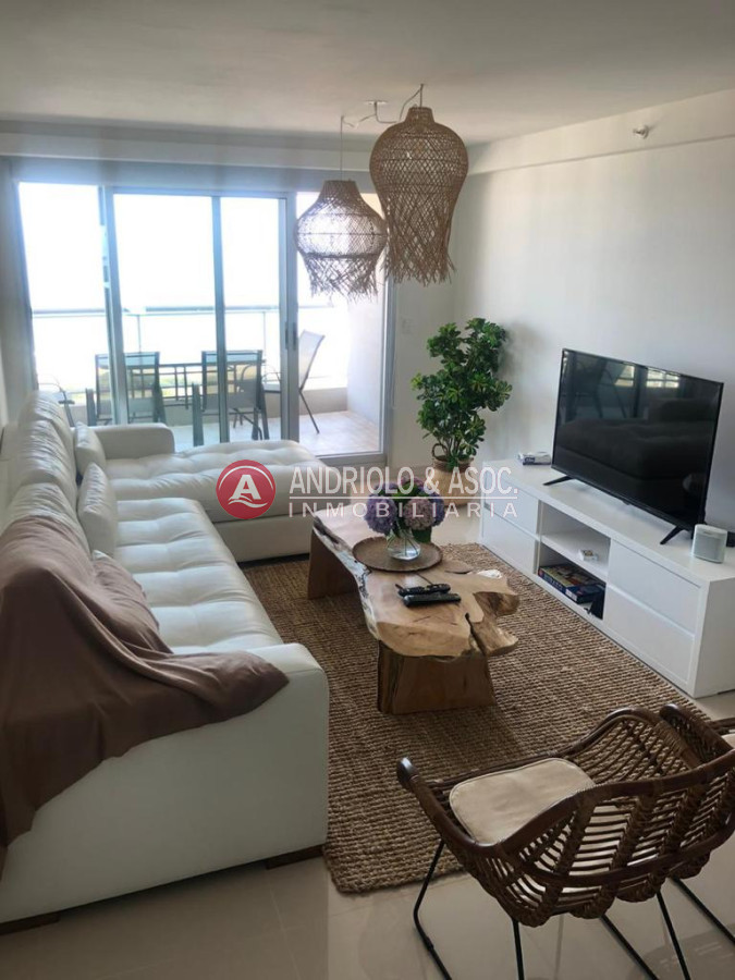 Apartamento ID.8238 - ALQUILER DE TEMPORADA APARTAMENTO FRENTE A PLAYA BRAVA