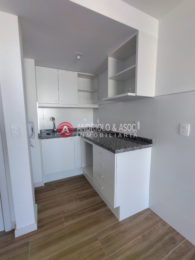 Apartamento ID.8109 - VENTA DE APARTAMENTO DE 1 DORMITORIO A ESTRENAR Y A METROS DE PLAYA BRAVA