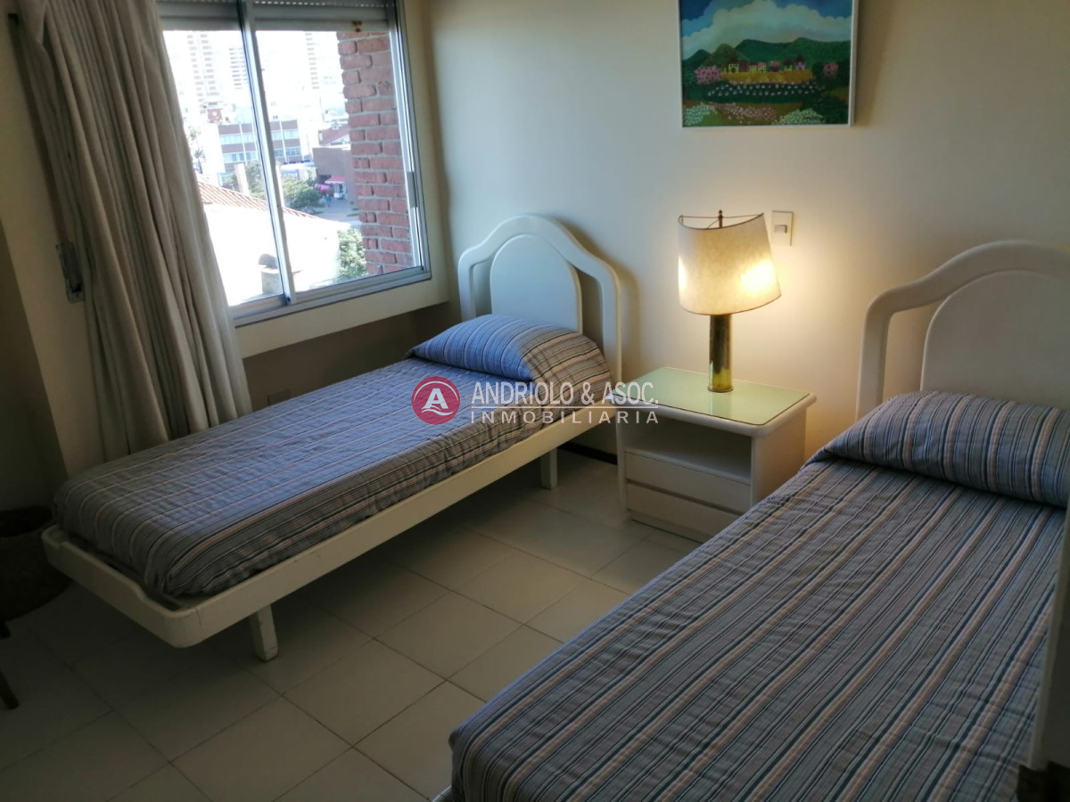 Apartamento ID.6705 - apartamento en venta y alquiler, parada 1 primera línea de playa brava 