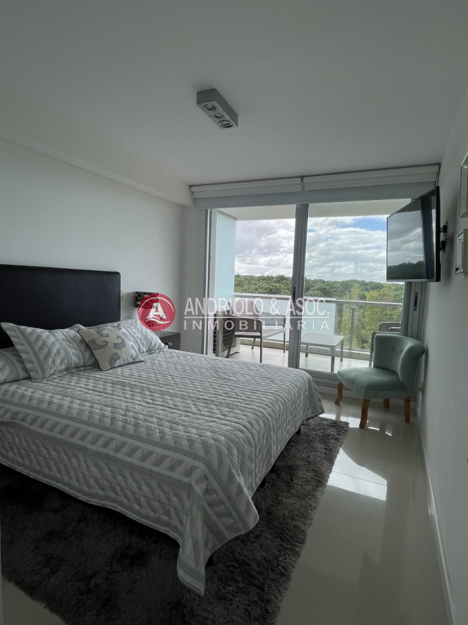 Apartamento ID.8467 - Apartamento en la mejor zona de Punta del este 