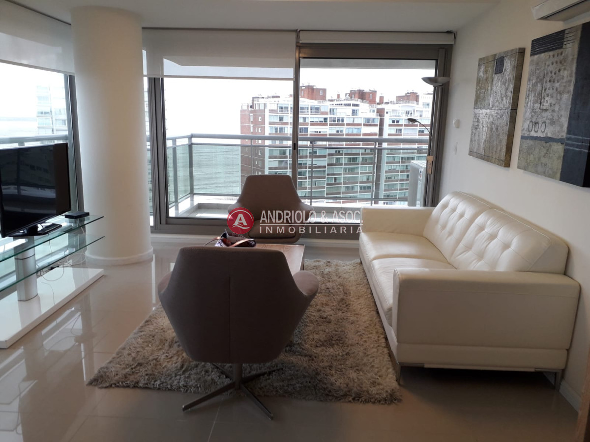 Apartamento ID.6281 - frente a playa brava 