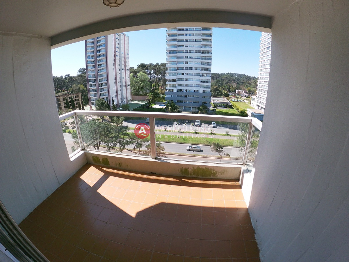 Apartamento ID.6596 - VENTA DE APARTAMENTO EN ZONA ROOSEVELT. TORRE IBIZA