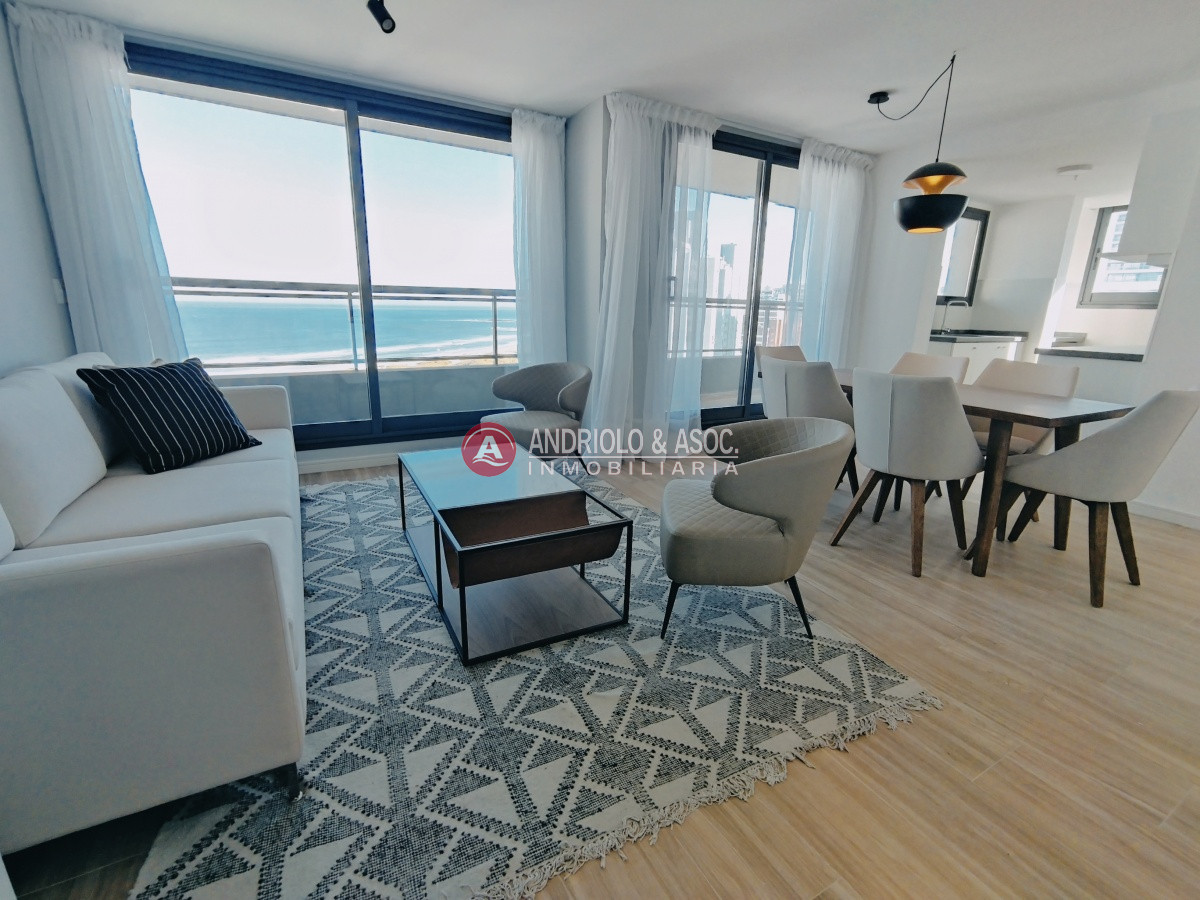 Apartamento ID.8111 - VENTA DE APARTAMENTO 2 DORMITORIOS, 2 BAÑOS CON VISTA Y A METROA DE PLAYA BRAVA