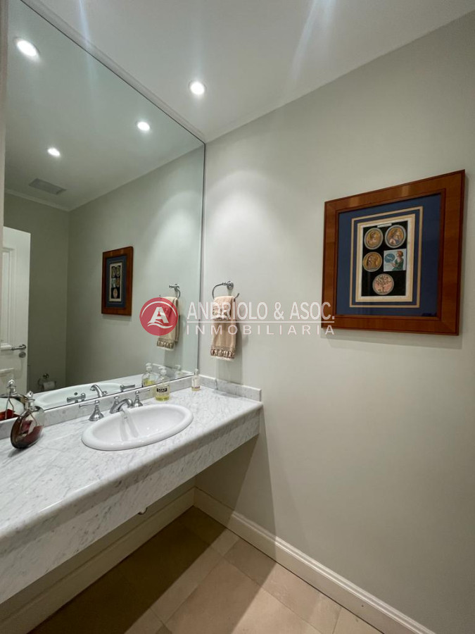 Apartamento ID.8793 - Penthouse en primera línea  