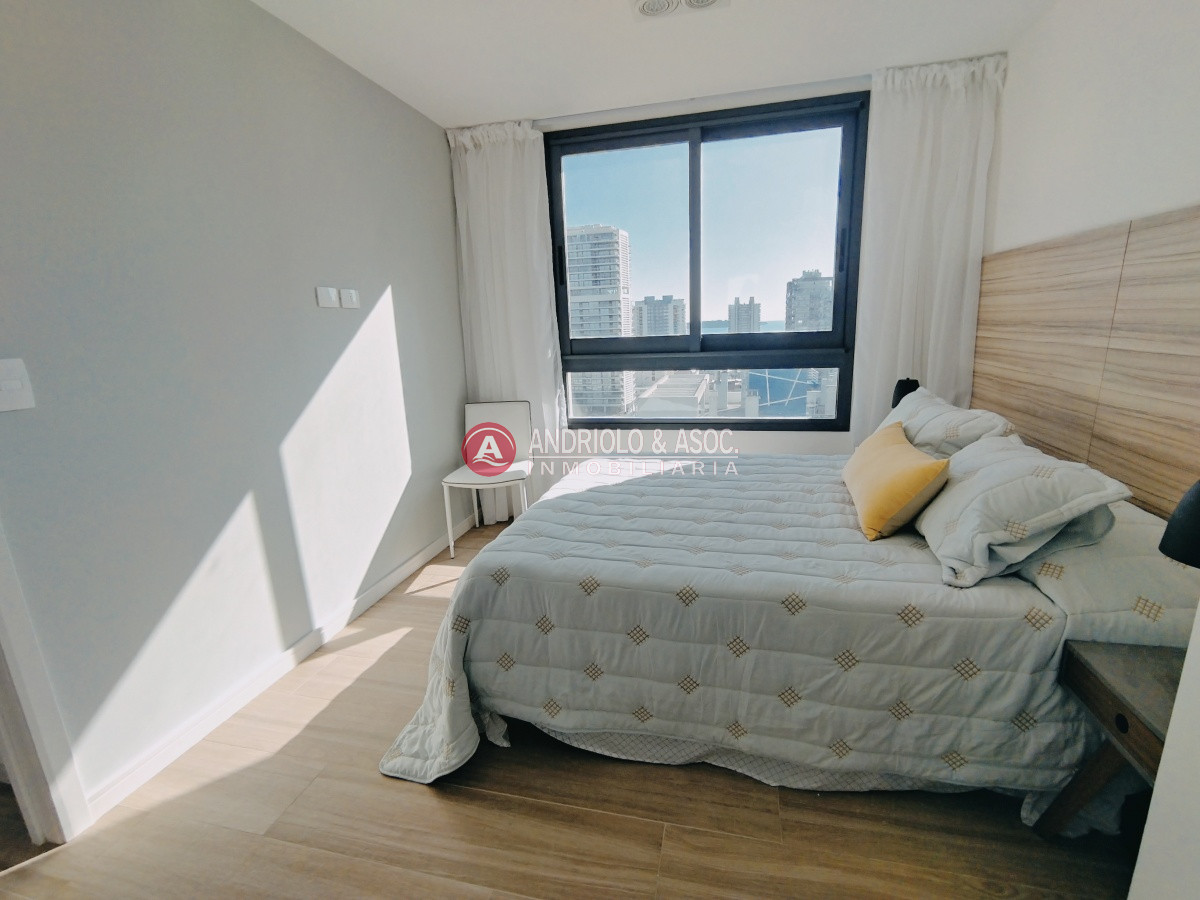 Apartamento ID.8111 - VENTA DE APARTAMENTO 2 DORMITORIOS, 2 BAÑOS CON VISTA Y A METROA DE PLAYA BRAVA