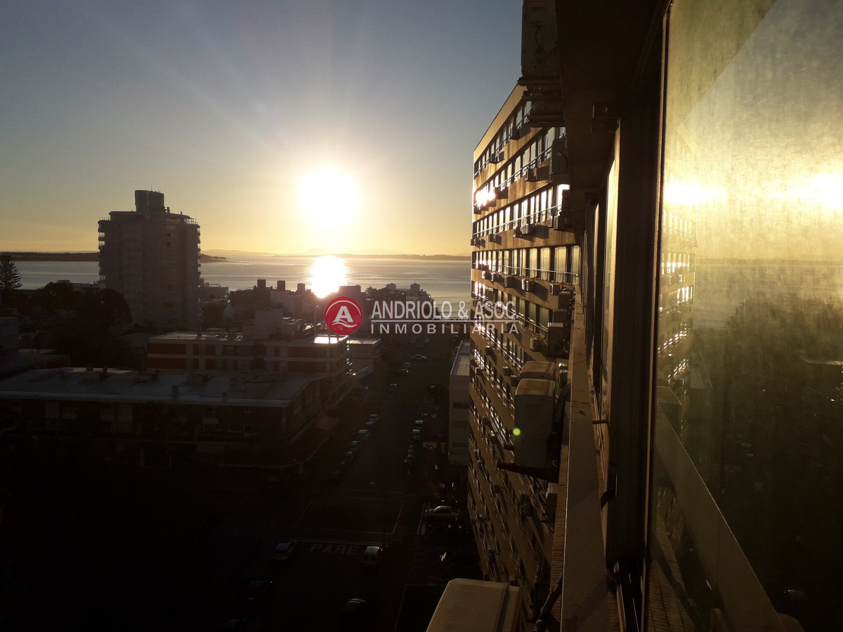 Apartamento ID.2264 - edificio a metros de playa brava 