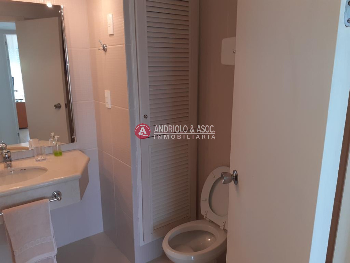 Apartamento ID.8697 - Apartamento de gran dimensiones en torre de categoría 