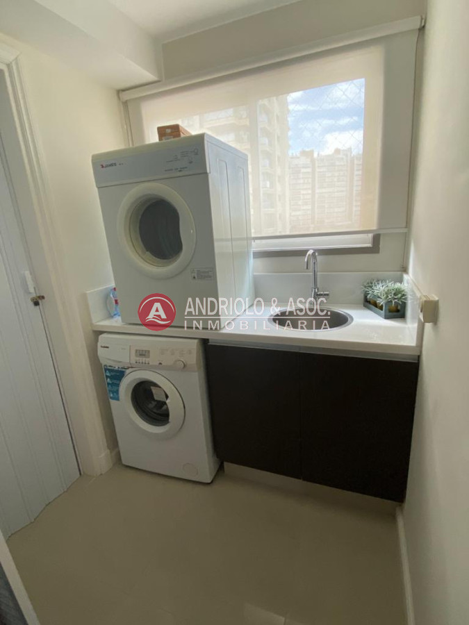 Apartamento ID.8107 - VENTA DE APARTAMENTO EN TORRE DE CATEGORIA FRENTE PLAYA BRAVA