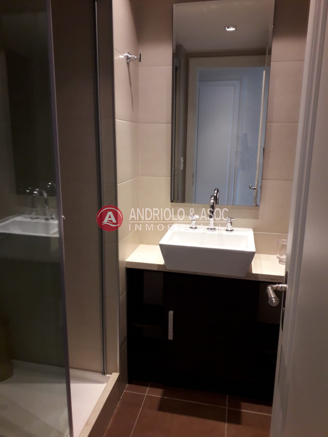 Apartamento ID.6281 - frente a playa brava 