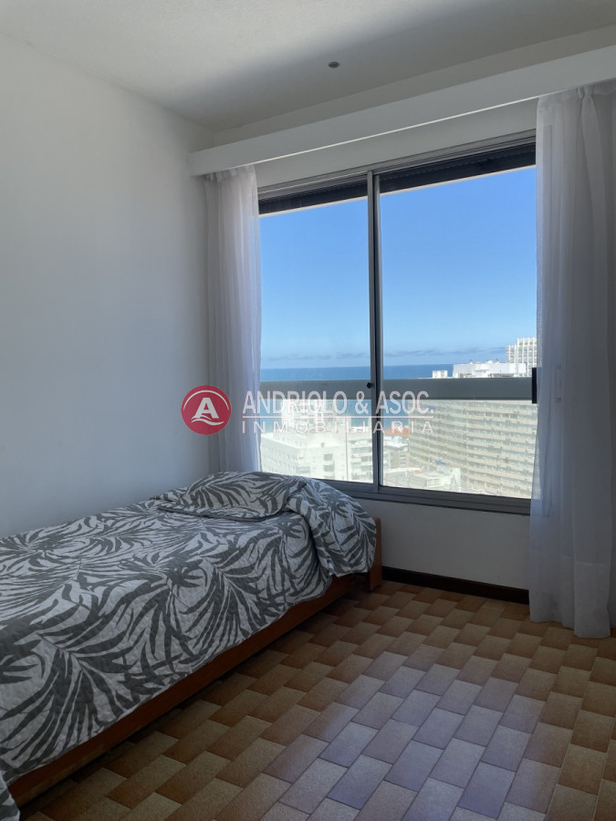 Apartamento ID.8409 - Amplio apartamento con hermosa vista al océano y península 