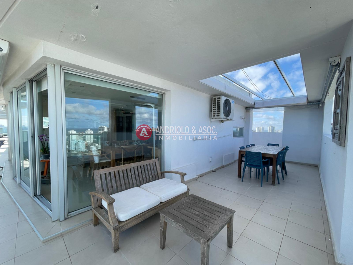 Apartamento ID.9815 - Penthouse en Punta del Este 