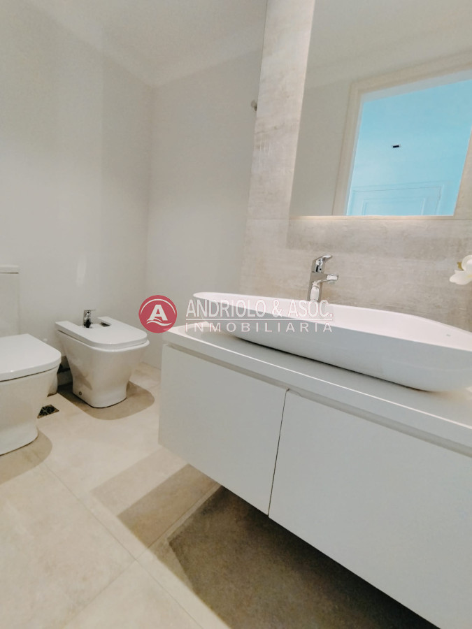 Apartamento ID.285 - ALQUILER POR TEMPORADA HERMOSO APARTAMENTO DUPLEX PRIMERA LINEA BRAVA