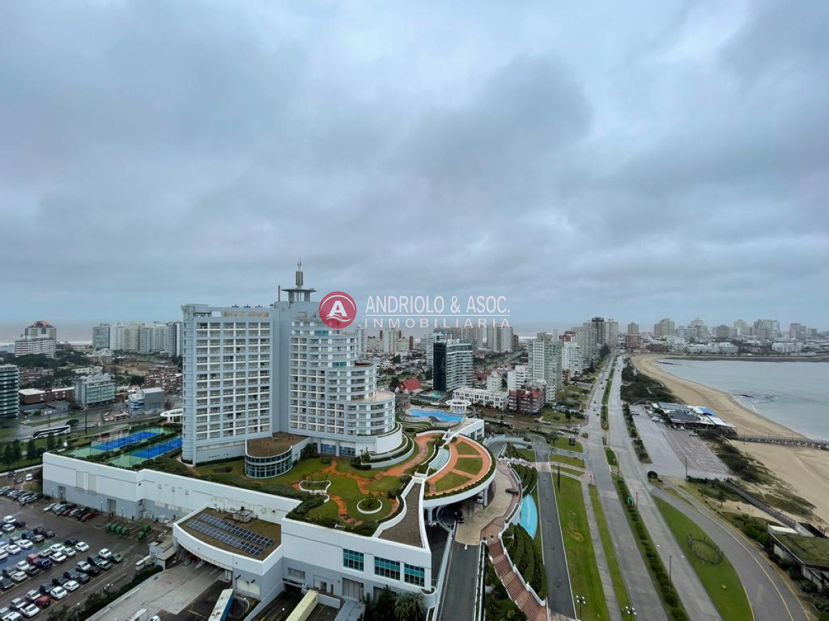 Apartamento ID.8793 - Penthouse en primera línea  