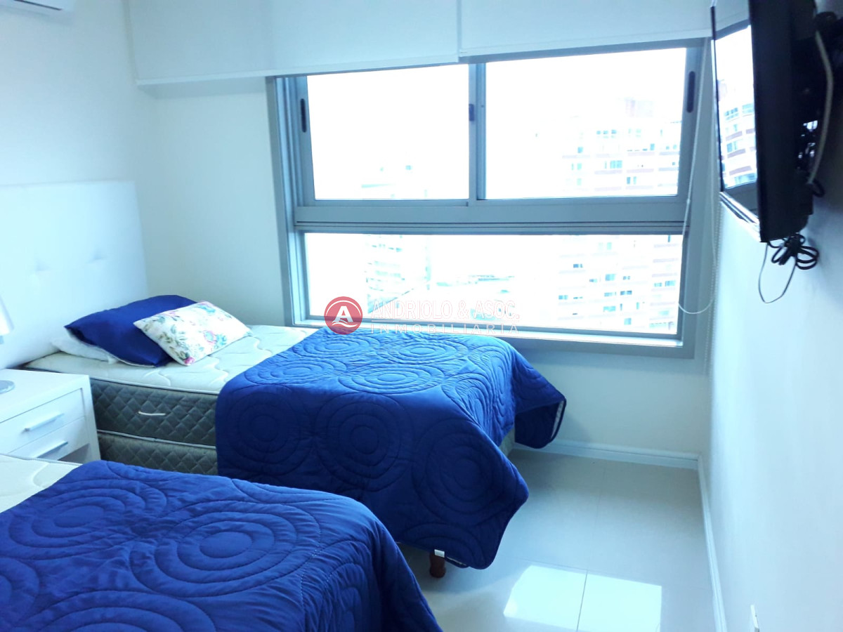 Apartamento ID.6281 - frente a playa brava 