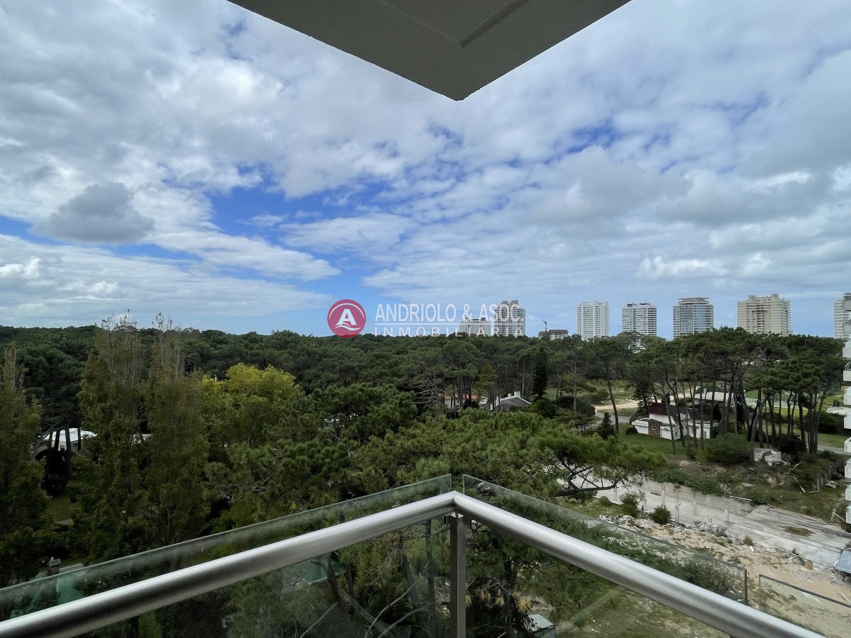 Apartamento ID.8467 - Apartamento en la mejor zona de Punta del este 