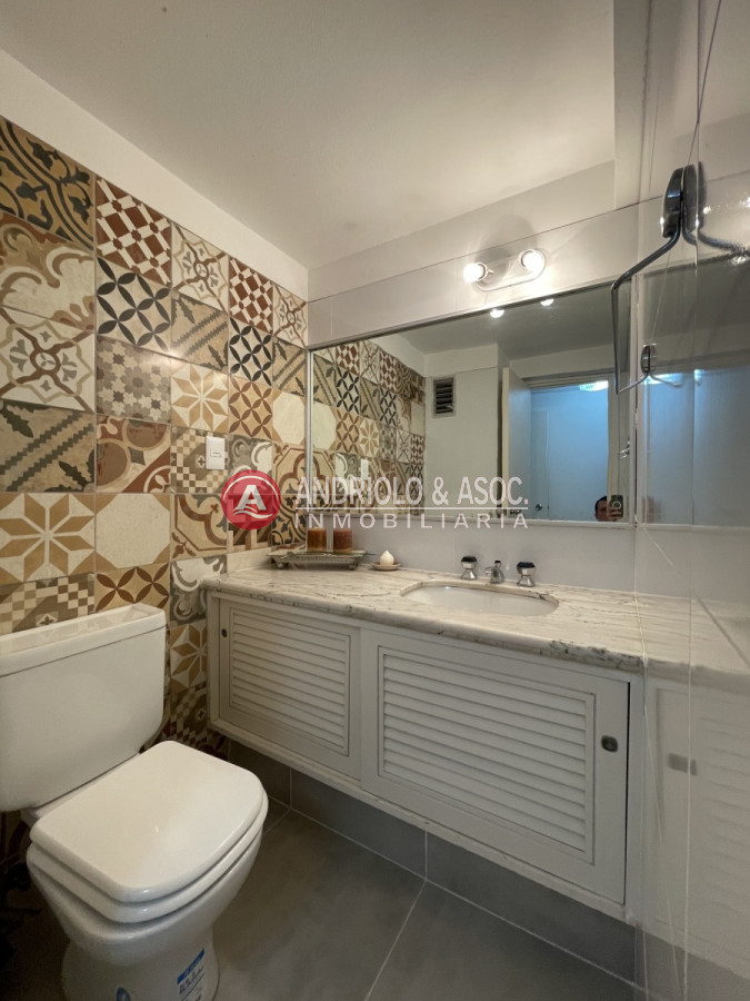 Apartamento ID.8410 -  hermosa propiedad de 4 dormitorios, 5 baños y 3 suites 