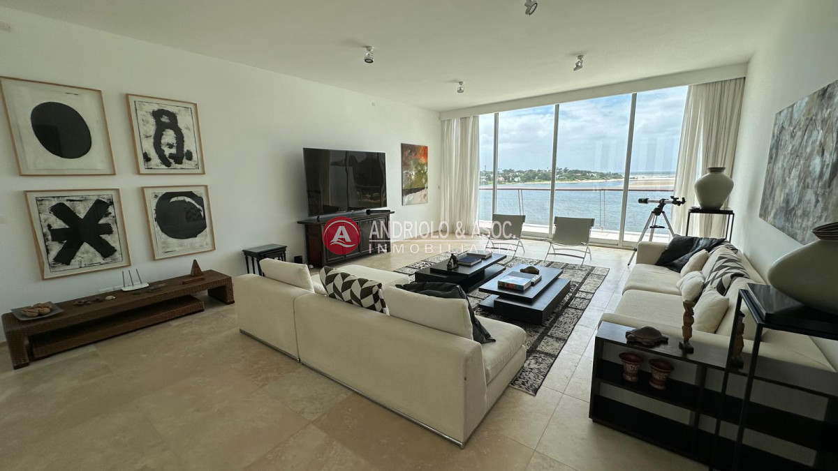 Apartamento ID.9357 - Penthouse en la Barra 