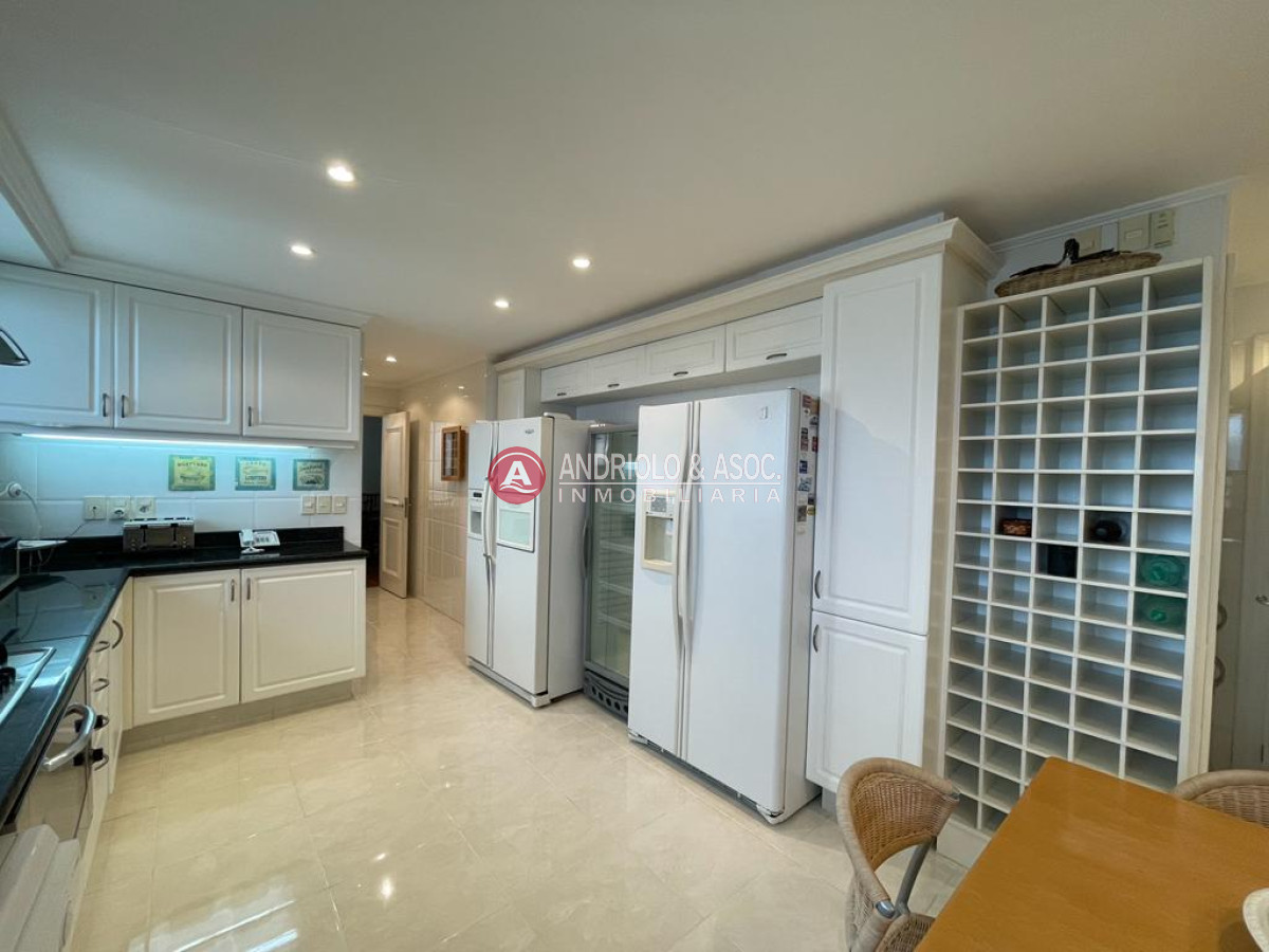 Apartamento ID.8793 - Penthouse en primera línea  