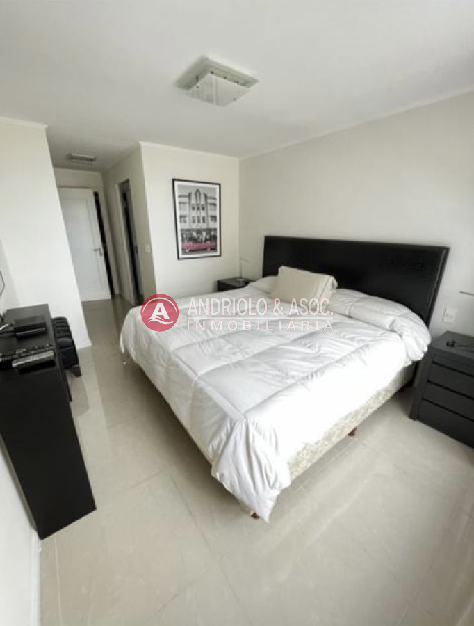 Apartamento ID.8867 - Apartamento en torre de categoría 