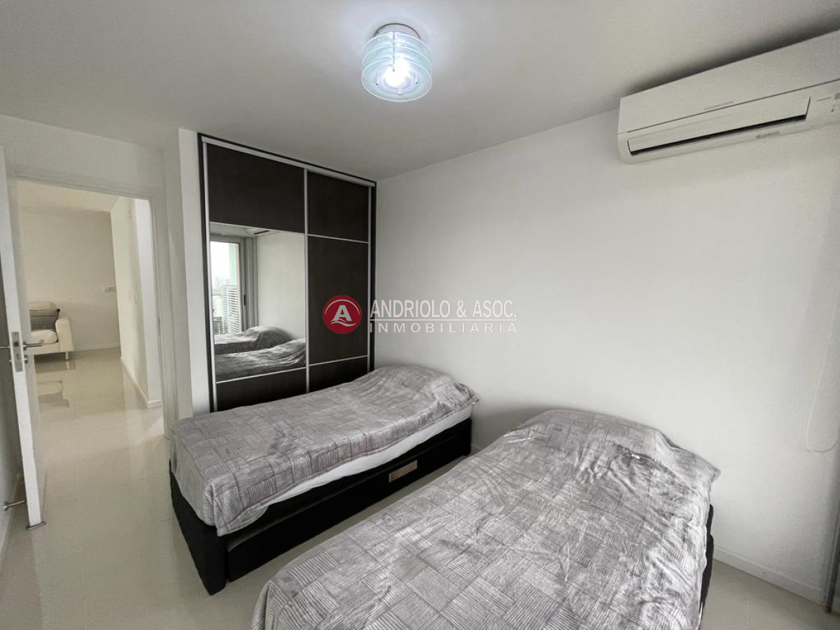 Apartamento ID.8106 - Apartamento en oportunidad en torre de categoría 