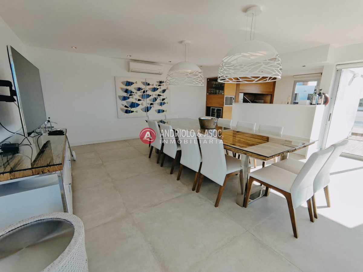 Apartamento ID.285 - ALQUILER POR TEMPORADA HERMOSO APARTAMENTO DUPLEX PRIMERA LINEA BRAVA