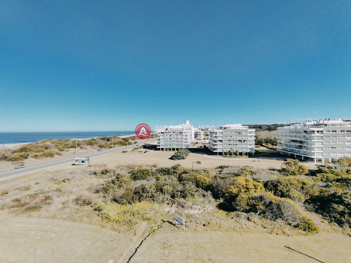 Apartamento ID.309 - ALQUILER HERMOSO DUPLEX EN PRIMERA LINEA BRAVA