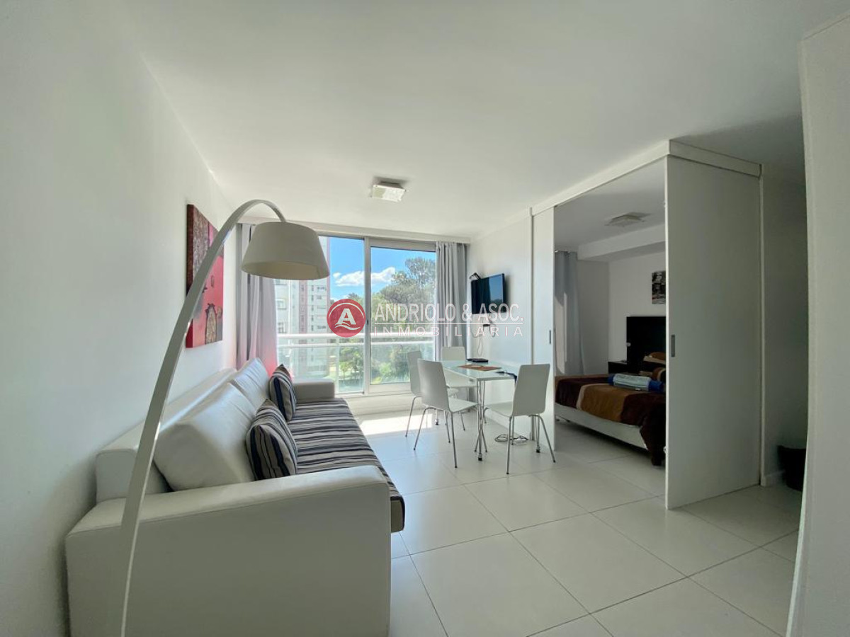 Apartamento ID.9126 - Monoambiente en Punta del Este