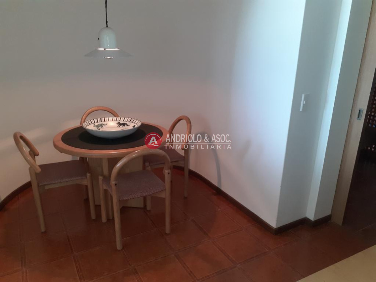 Apartamento ID.8697 - Apartamento de gran dimensiones en torre de categoría 