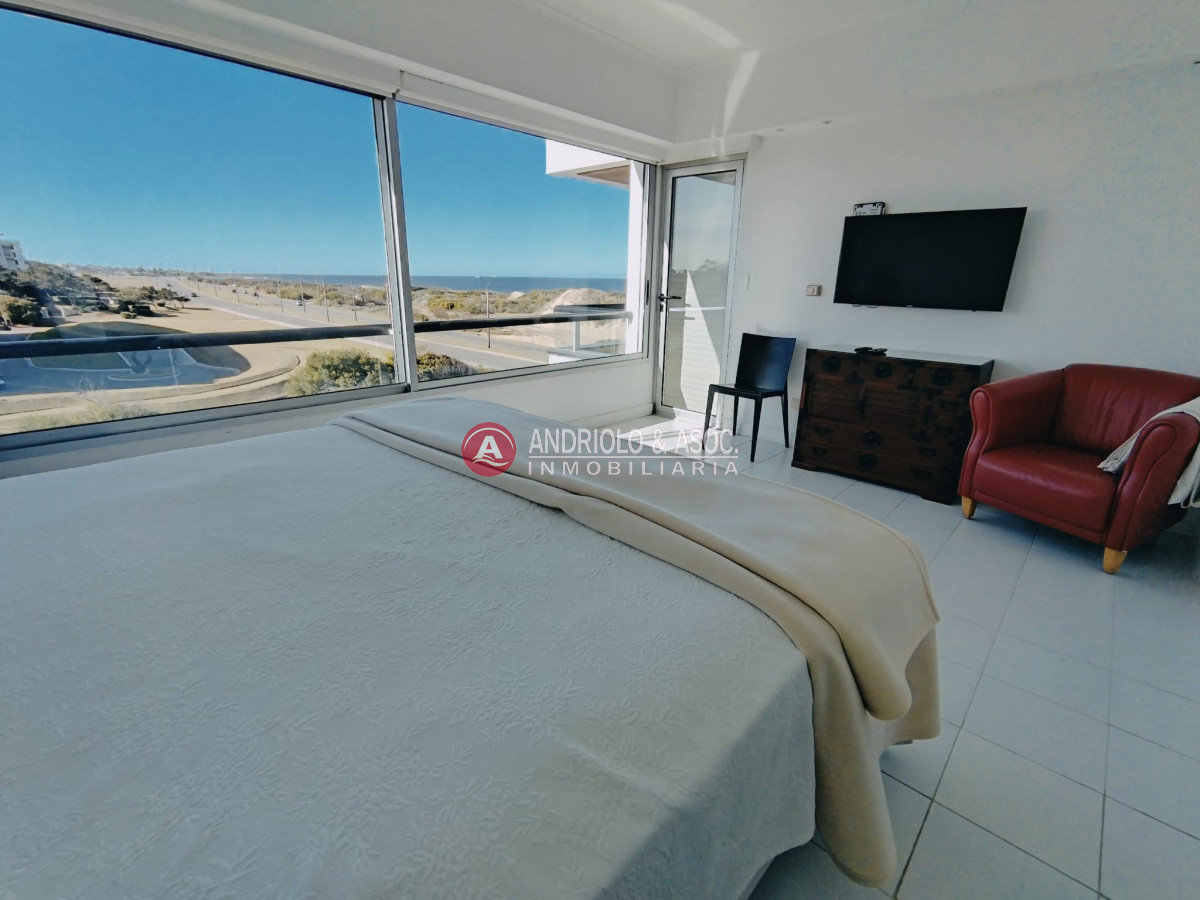 Apartamento ID.285 - ALQUILER POR TEMPORADA HERMOSO APARTAMENTO DUPLEX PRIMERA LINEA BRAVA