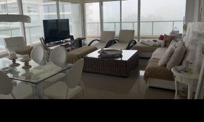 VENTA APARTAMENTO - 4 DORMITORIOS EN SUITE. TORRE ONE I, PUNTA DEL ESTE.