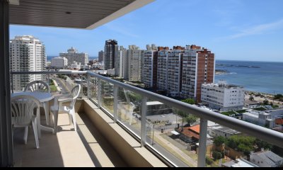 apartamento en playa mansa