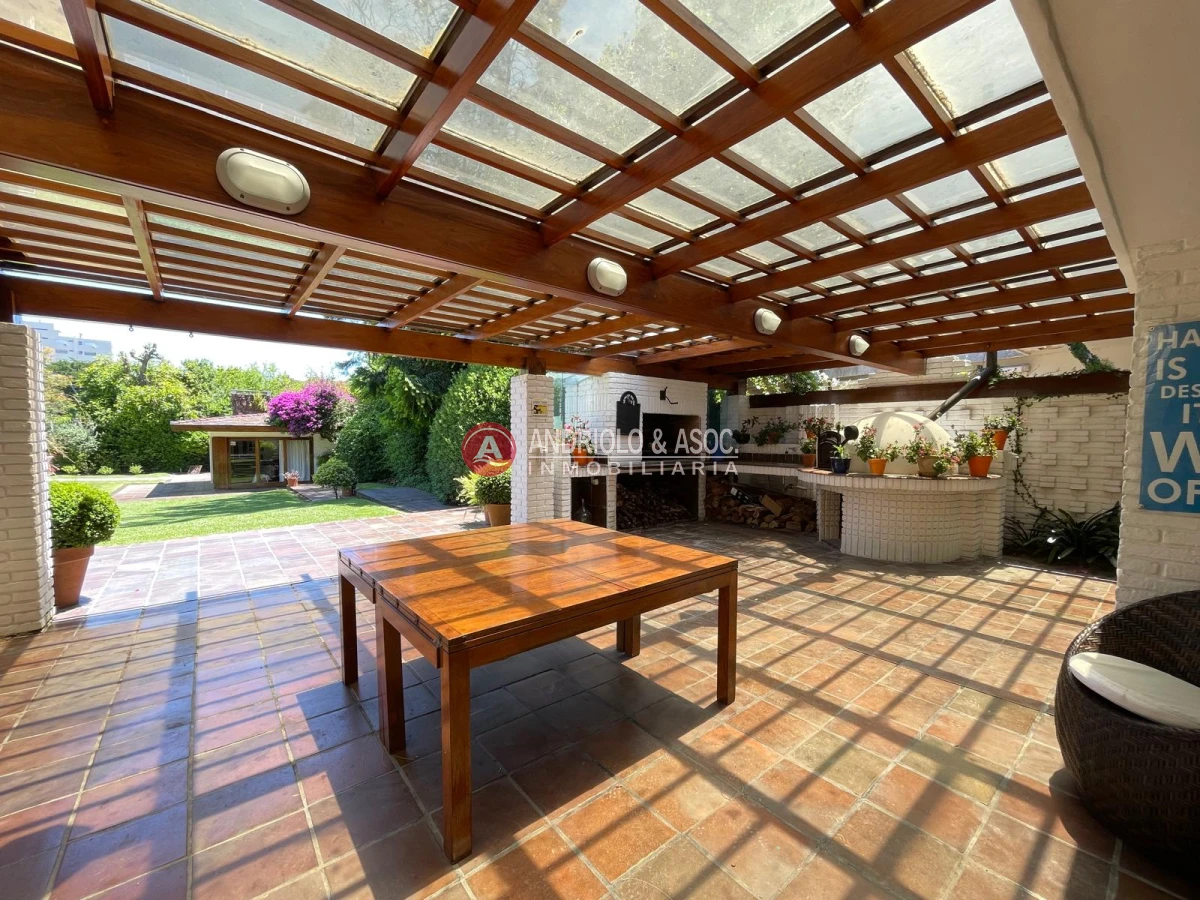 Casa ID.9465 - Magnifica casa en Punta del Este 