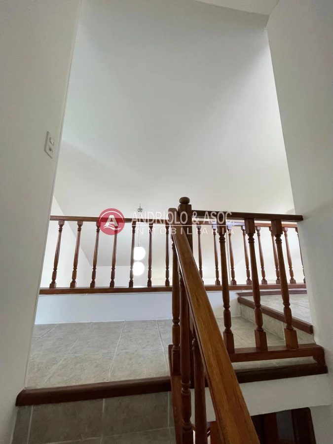 Casa ID.9443 - Casa en barrio Pinares 