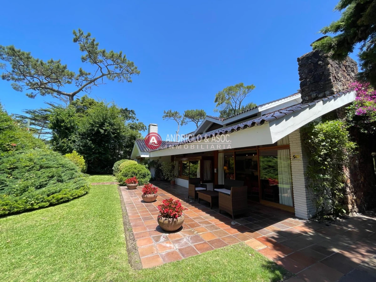 Casa ID.9465 - Magnifica casa en Punta del Este 