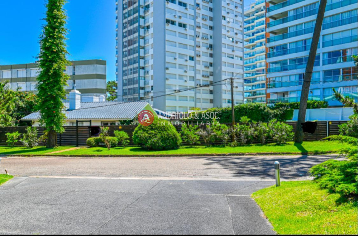 Casa ID.9729 - Casa en la Mansa en Punta del Este 