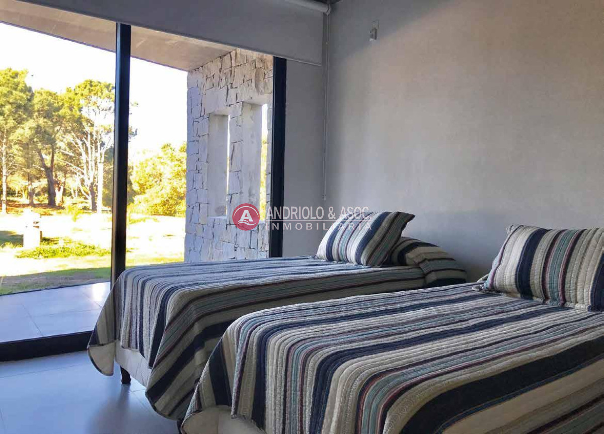 Casa ID.7367 - HERMOSA CASA EN EXCLUSIVO BARRIO PRIVADO DE JOSE IGNACIO, LAGUNA ESCONDIDA.