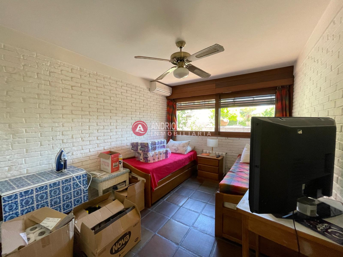 Casa ID.9465 - Magnifica casa en Punta del Este 