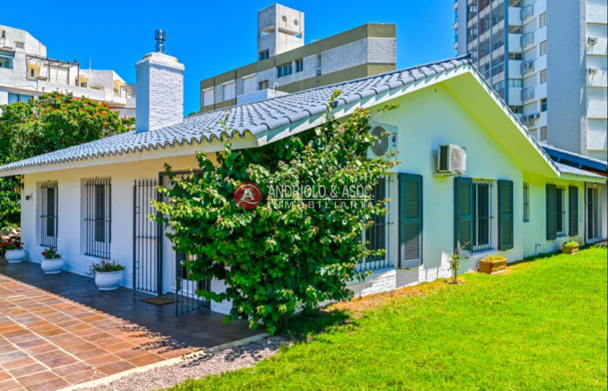 Casa ID.9729 - Casa en la Mansa en Punta del Este 